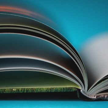 Plasmar 35 años de trayectoria en un libro